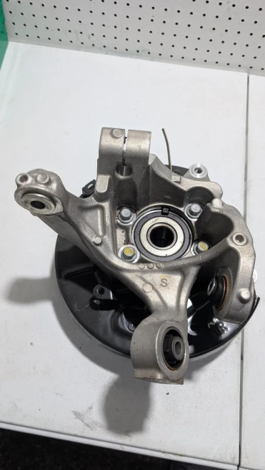 2020-2025 Subaru Legacy Rear Right/Passenger With Hub Used OEM Steering Knuckle Spindle