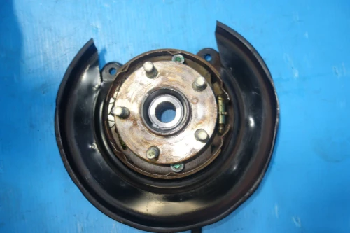2005-2009 Subaru Legacy Rear Left/Driver With Hub Used OEM Steering Knuckle Spindle