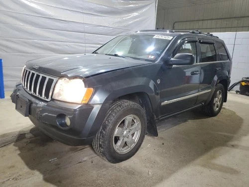 2007 Jeep Grand Cherokee 8 Cylinder 3.7 Used OEM Differential Carrier Assembly used OEM differential carrier assembly