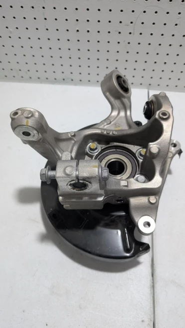 2020-2025 Subaru Legacy Rear Left/Driver With Hub Used OEM Steering Knuckle Spindle