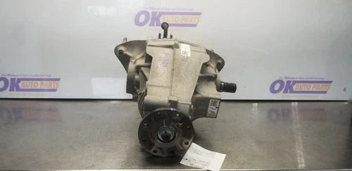 22 Jeep Wagoneer Rear Carrier Chunk 3.21 Ratio 68403538AB Used OEM Rear Differential Carriers used OEM rear differential