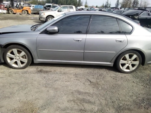 2005-2014 Subaru Legacy 32581286 Front Right/Passenger Used OEM Steering Knuckle Spindle