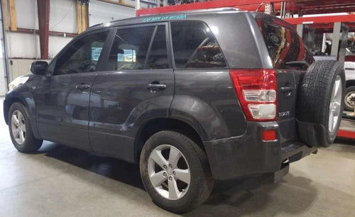 2009 Suzuki Grand Vitara 3.2L Rear Carrier Differential Case 09 10 Used OEM Rear Differential Carriers used OEM rear