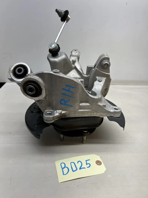 2024 Subaru Crosstrek Rear Left/Driver AWD With Hub Used OEM Steering Knuckle Spindle
