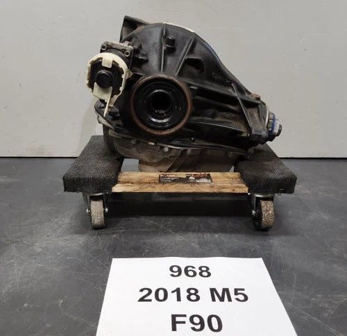 2018-2023 BMW M5 F90 AWD Rear Differential Transfer Case Carrier Used OEM Rear Differential Carriers used OEM rear