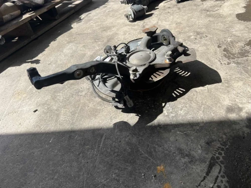2015-2024 Toyota 4Runner Front Left/Driver 4X2 With Hub Used OEM Steering Knuckle Spindle
