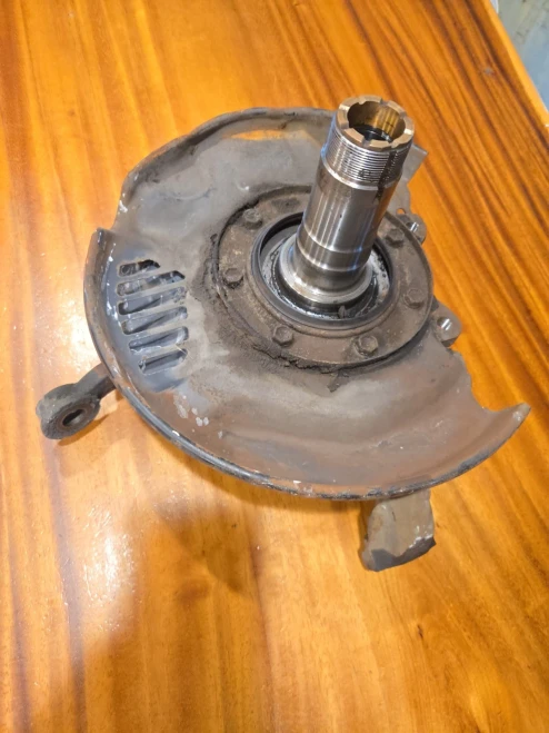 1986-1995 Toyota 4Runner Front Right/Passenger 4X4 Used OEM Steering Knuckle Spindle