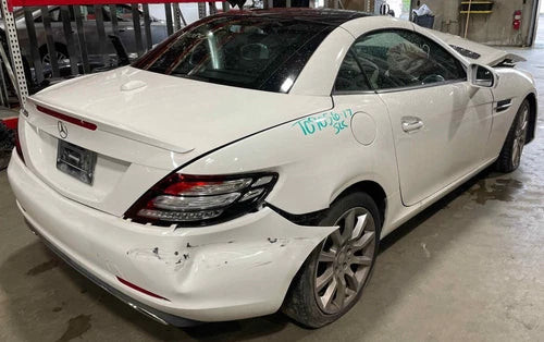 2017 Mercedes SLC300 Class Rear Carrier Differential Case 18 19 20 Used OEM Rear Differential Carriers used OEM rear