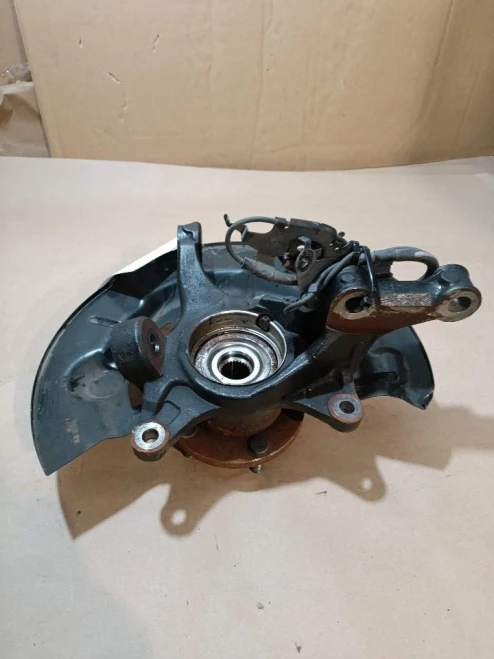 2013-2018 Toyota Avalon Front Left/Driver Used OEM Steering Knuckle Spindle