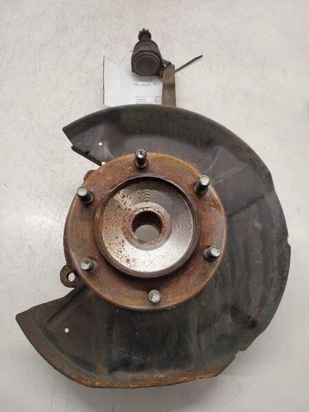 2000-2003 Toyota Tundra Front Left/Driver 4X4 ABS Used OEM Steering Knuckle Spindle