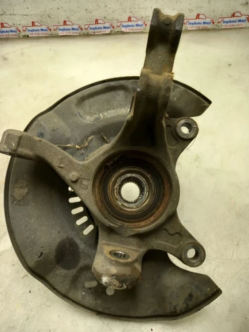 Toyota Yaris Front Left/Driver Used OEM Steering Knuckle Spindle