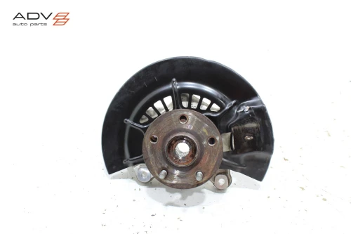 2021-2024 Toyota Venza Front Left/Driver With Hub Used OEM Steering Knuckle Spindle