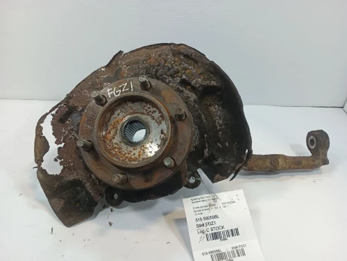 2006 Toyota Tacoma 12786469 Front Left/Driver With Hub Used OEM Steering Knuckle Spindle