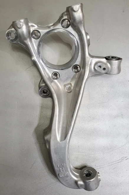 2022-2024 Toyota Tundra Front Right/Passenger Used OEM Steering Knuckle Spindle