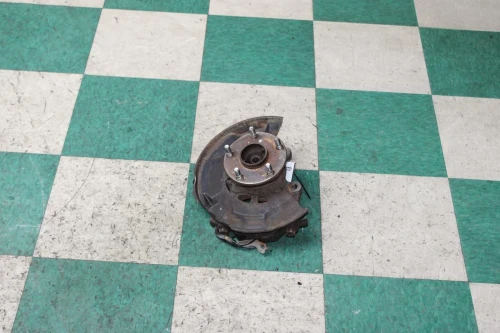 2005-2015 Toyota Tacoma Front Left/Driver 4X2 2WD With Hub Used OEM Steering Knuckle Spindle