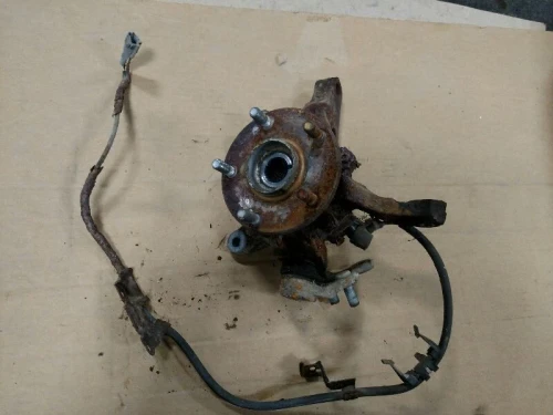 1992-1996 Toyota Camry 1030078 Front Left/Driver ABS Used OEM Steering Knuckle Spindle
