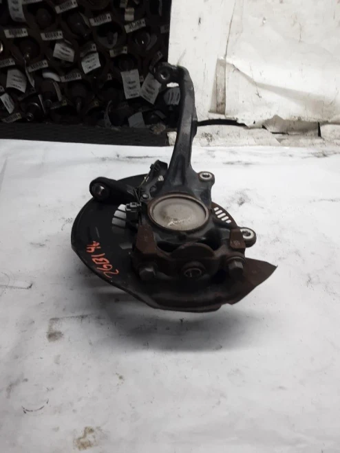 2016-2021 Toyota Tundra 2468476 Front Right/Passenger Used OEM Steering Knuckle Spindle