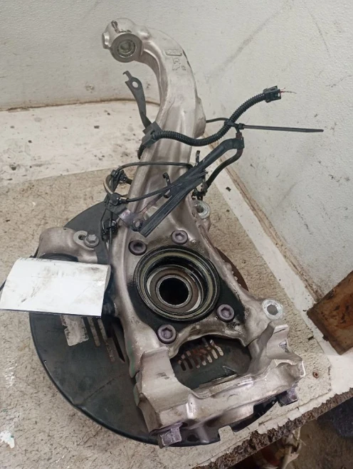 2022-2025 Toyota Tundra 4114272 Front Right/Passenger Used OEM Steering Knuckle Spindle