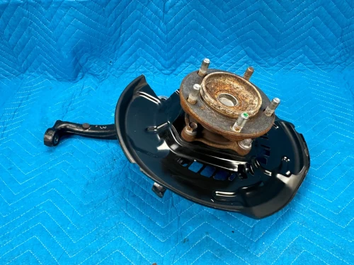 2016-2021 Toyota Tundra Front Left/Driver 2WD With Hub Used OEM Steering Knuckle Spindle