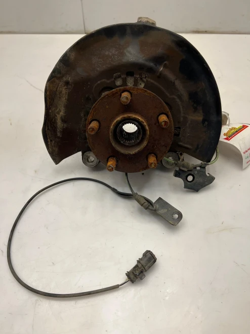 2010-2015 Toyota Prius 4320147030 Front Right/Passenger With Hub Used OEM Steering Knuckle Spindle
