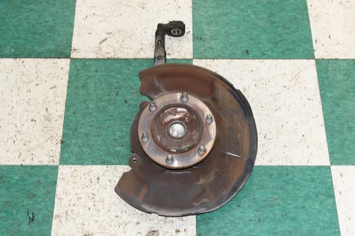 2007-2014 Toyota FJ Cruiser Front Right/Passenger With Hub Used OEM Steering Knuckle Spindle