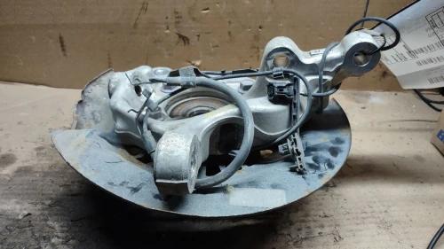 2019-2025 Toyota RAV4 2744679 Front Right/Passenger AWD Used OEM Steering Knuckle Spindle