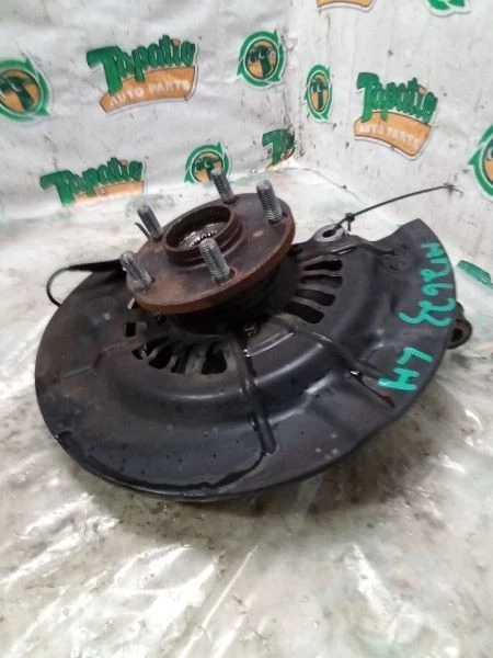 2013-2018 Toyota Avalon 3517403 Front Left/Driver Used OEM Steering Knuckle Spindle