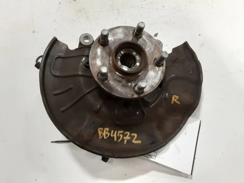 2009-2019 Toyota Corolla 1974487 Front Right/Passenger Used OEM Steering Knuckle Spindle
