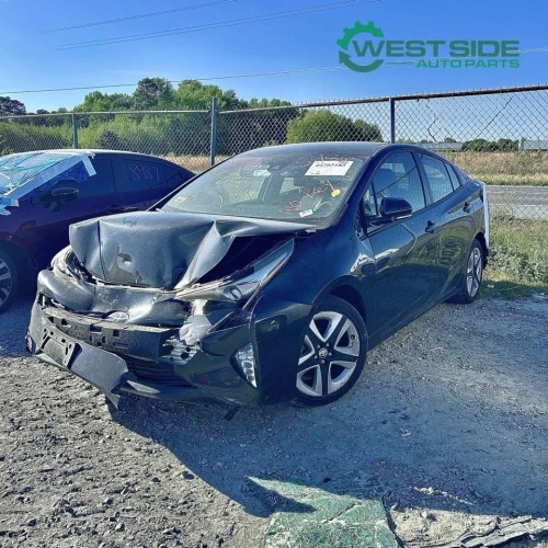 2019-2025 Toyota Corolla 2418307 Front Right/Passenger Used OEM Steering Knuckle Spindle