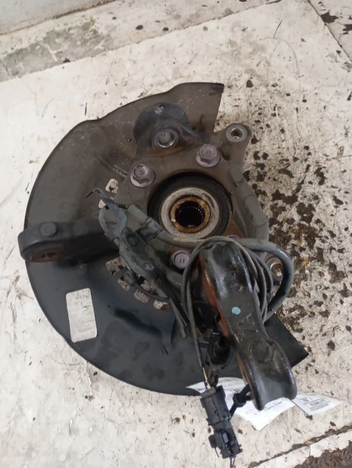 2018-2025 Toyota Camry 4207229 Front Right/Passenger Used OEM Steering Knuckle Spindle