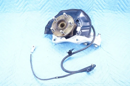 2004-2009 Toyota Prius Front Right/Passenger With Hub ABS Used OEM Steering Knuckle Spindle