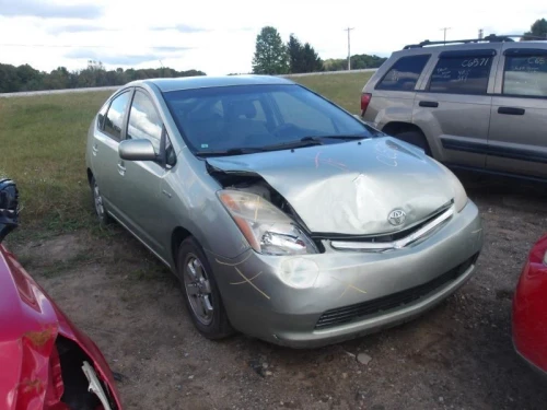 2004-2009 Toyota Prius 1978870 Front Left/Driver Used OEM Steering Knuckle Spindle