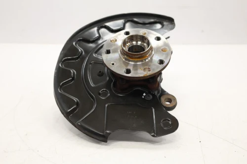 2018-2023 Volkswagen Atlas Front Right/Passenger With Hub Used OEM Steering Knuckle Spindle