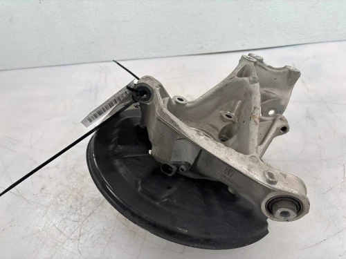 2018-2024 Volkswagen Atlas Rear Left/Driver With Hub Used OEM Steering Knuckle Spindle