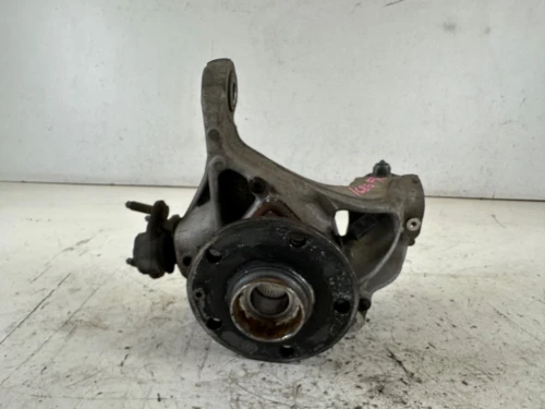 2015-2019 Volkswagen Golf R Front Right/Passenger With Hub Used OEM Steering Knuckle Spindle