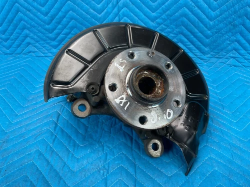 2011-2021 Volkswagen Passat Front Right/Passenger With Hub Used OEM Steering Knuckle Spindle