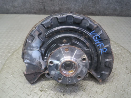 2008 Volkswagen Front Right/Passenger AWD With Hub With Bearing Used OEM Steering Knuckle Spindle