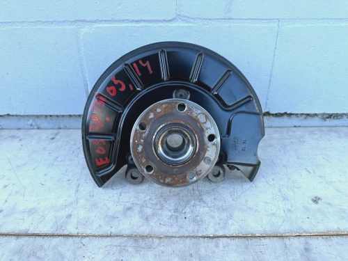 2007-2016 Volkswagen Front Left/Driver With Hub Used OEM Steering Knuckle Spindle