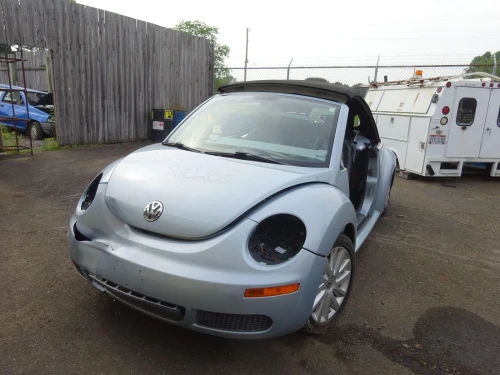 Volkswagen Beetle Front Right/Passenger Used OEM Steering Knuckle Spindle