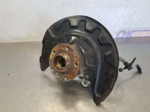 Volkswagen Golf GTI Front Right/Passenger FWD Used OEM Steering Knuckle Spindle