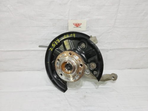 2017-2019 Volkswagen Golf SportWagen Rear Left/Driver AWD With Hub Used OEM Steering Knuckle Spindle