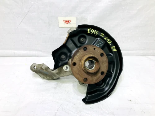 2017-2019 Volkswagen Golf SportWagen Rear Right/Passenger AWD With Hub Used OEM Steering Knuckle Spindle