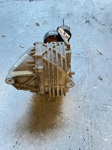14 Maserati Ghibli Carrier Used OEM Differentials & Carriers used OEM differential carrier assembly