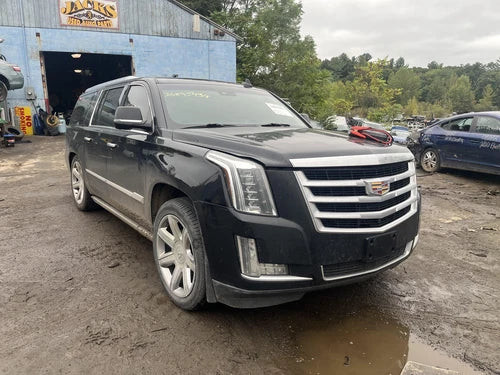 2015-2016 Carrier Escalade Esv 15 16 Front 3.23RATIO Used OEM Differentials & Carriers used OEM differential carrier assembly