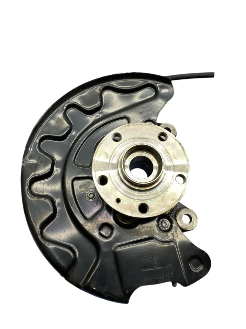 2024-2025 Volkswagen Atlas Front Right/Passenger With Hub Used OEM Steering Knuckle Spindle