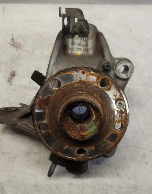 2006-2012 Volkswagen Passat 3C0407258F Front Right/Passenger Used OEM Steering Knuckle Spindle