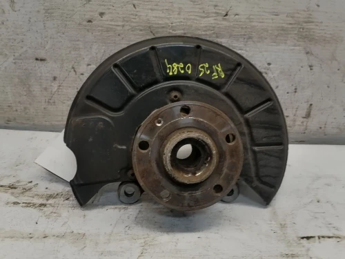 2009-2018 Volkswagen Tiguan 1632993 Front Right/Passenger Used OEM Steering Knuckle Spindle
