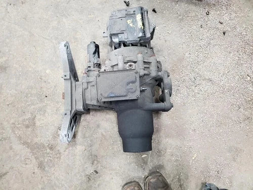 2014-2017 Jeep Cherokee Rear 2 Speed Transfer Case Used OEM Rear Differential Carriers used OEM rear differential carrier