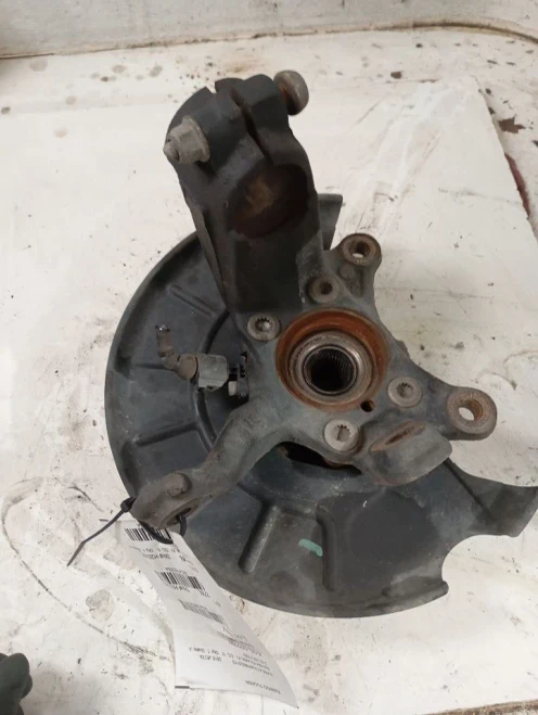 2012-2019 Volkswagen Beetle 4180354 Front Left/Driver Used OEM Steering Knuckle Spindle
