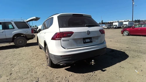 2018-2024 Volkswagen Tiguan 33221854 Front Left/Driver Used OEM Steering Knuckle Spindle